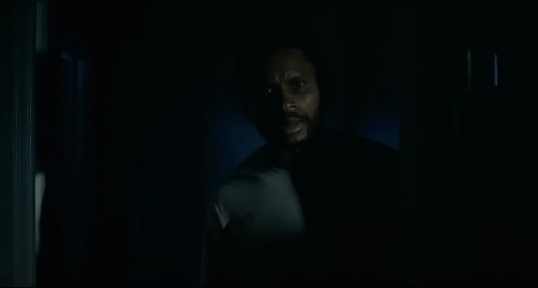 Ce trailer de CE thriller d'invasion à domicile est tellement intense que vous ne dormirez plus (frissons garantis !)